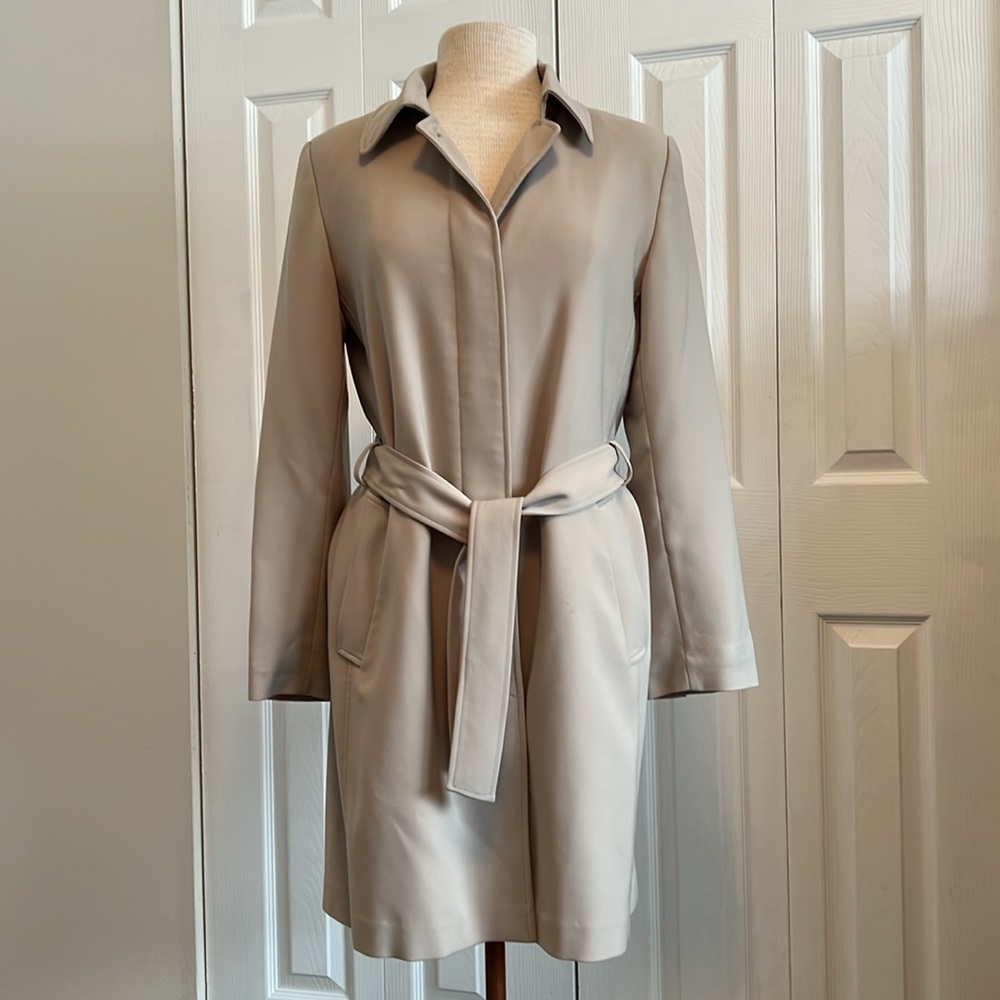 London Fog Women’s Vintage Classic Belted Sand Color Trench Coat Size Small